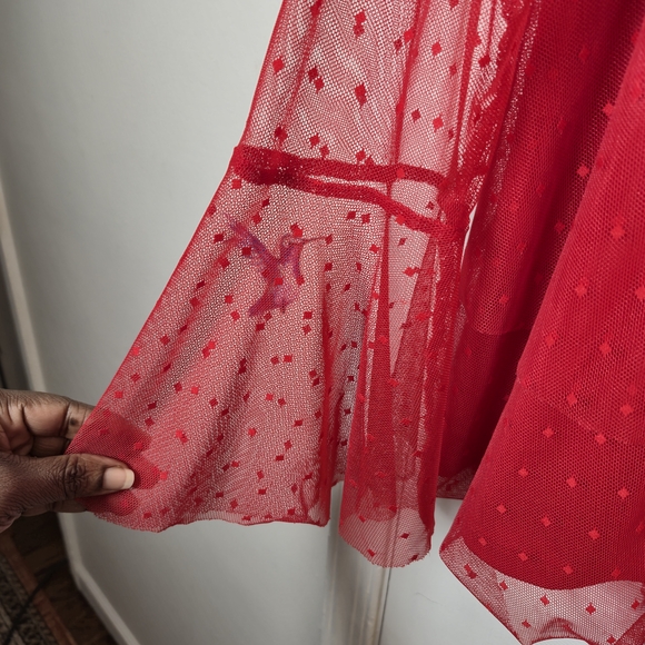 Lane Bryant Red Swiss Dot Mesh Bell Sleeve Tunic – Romantic Plus Size 18/20 - Picture 6 of 9